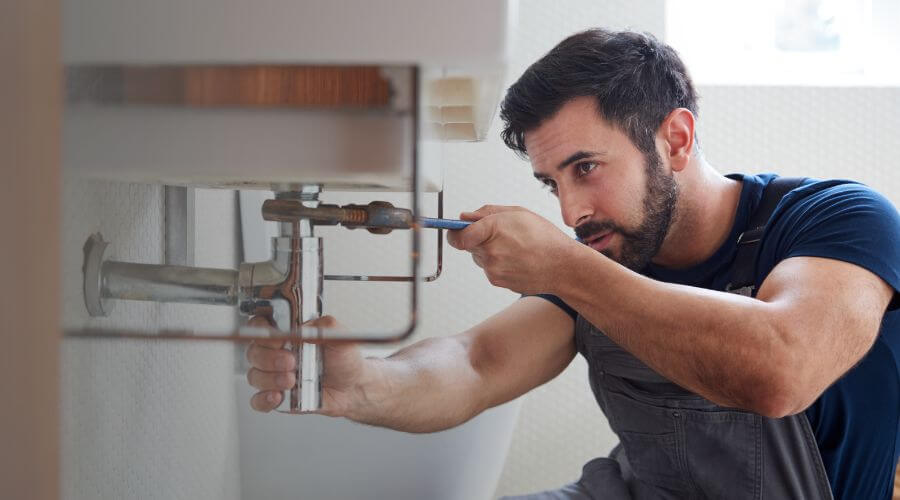 Professional sink repair services in Mistletoe, KY